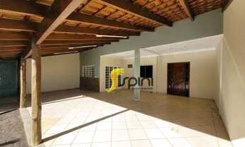 Imagem 3: Casa com 4 dormitórios, 2 suítes, piscina e edícula para alugar, 130 m² - Santa Rosa - Ube