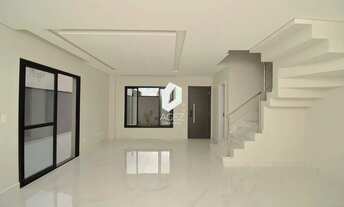 Imagem 7: Sobrado com 03 quartos, 01 suíte, terraço e 02 vagas no Portão para LOCAÇÃO