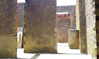 Imagem 7: Vendo casa com área para construir!