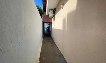 Imagem 4: Casa comercial com 4 suites no bairro Jardim Cuiabá