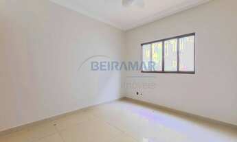 Imagem 7: Casa com 3 Quartos, 2 Suítes, Closet e Área Gourmet com 4 vagas de garagem Condomínio Por