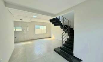 Imagem 2: Sobrado 3 dormitórios 122 m² em São José - SC