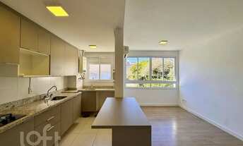 Imagem 4: Apartamento à venda em Petrópolis com 65 m², 3 quartos, 1 suíte, 1 vaga