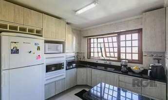 Imagem 6: Casa com 161m² e 3 dormitórios com suíte, piscina no bairro Espírito Santo em PORTO ALEGRE