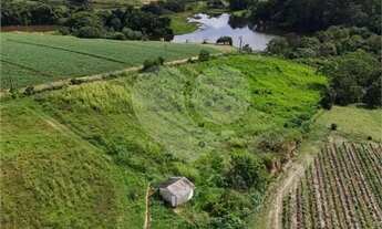 Imagem: Sítio à venda com 2 quartos em Praia do