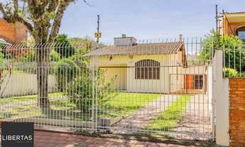 Imagem: Casa de 2 quartos, 2 banheiros,pátio,churrasqueira