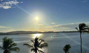 Imagem 4: Situada às margens do Canal de Cabo Frio, com vista panorâmica
