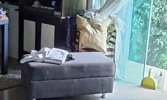 Imagem 2: Vendo casa com piscina e área de festa ou troco por apartamento ,280 mil ,troca 310 mil