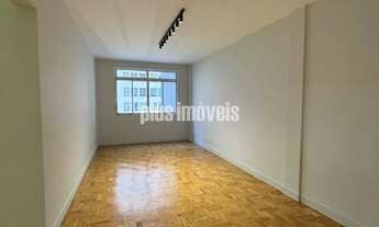 Imagem 2: Em frente ao Metrô Faria Lima