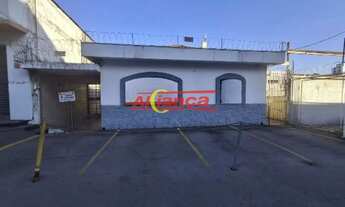 Imagem 2: Casa térrea Comercial -3 Quartos (1 Suite ) salão Fundos - 324m² - 8 Vagas - Guarulhos / S