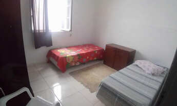 Imagem: Alugo quartos individuais para rapaz e Srs