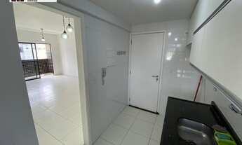 Imagem 4: Apartamento para aluguel possui 73 metros quadrados com 2 quartos em Antares - Maceió - AL