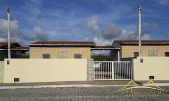 Imagem 2: Lindas casas no às margens da RN-226 (Km 06), próximas a ASFARN de Macaíba