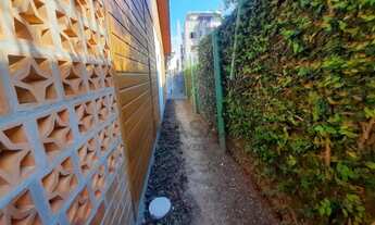 Imagem 4: Excelente casa nova em madeira duplada de 02 dormitórios, sendo 01 suíte, sala de estar co