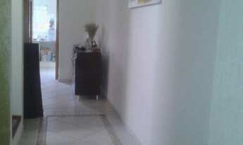 Imagem 2: Sobrado em local privilegiado. 3 dormitórios,1 suíte, 4 vagas. Próximo ao Golden Square Sh