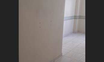 Imagem 4: Sala Central Galpão / depósito com aluguel por R$2.400 /mês