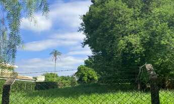 Imagem 4: Excelente terreno plano em cond fechado com lago e muito verde