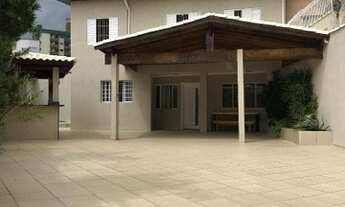 Imagem 2: Casa à venda com piscina por R$ 900.000 - Vila Tupi - Praia Grande/SP