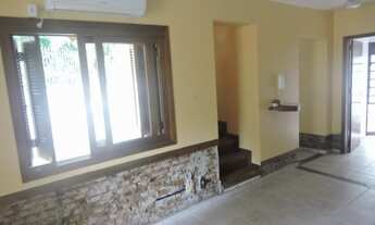 Imagem 7: Casa de condomínio sobrado para aluguel e venda possui 136 metros quadrados com 3 quartos