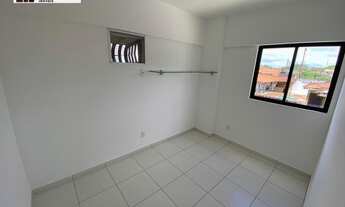 Imagem 2: Apartamento para aluguel possui 73 metros quadrados com 2 quartos em Antares - Maceió - AL