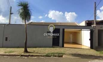 Imagem 2: Imóvel para Locação Casa com 03 suítes para alugar, por R$ 4.000,00 - Jd. Estoril - Ourinh