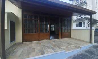 Imagem 2: Casa para venda tem 85 metros quadrados com 3 quartos em Iucas - Teresópolis - RJ