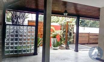 Imagem 3: Casa de condomínio em São Francisco com 4 quartos para Venda