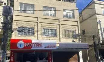 Imagem: Sobrado com 02 quartos, sala, banheiro social