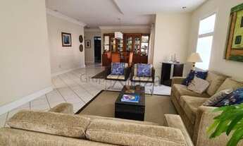 Imagem 6: Casa de condomínio no Urbanova com 280 metros M2, 5 quartos/3 suítes e 3 vagas