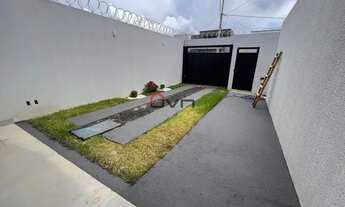 Imagem 2: Lindo sobrado a venda em ótima localização, contando com 3 quartos sendo 1 suíte e varanda