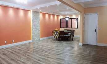 Imagem 3: Apartamento de 194m²,03 Dormitórios,01 Suíte,02 Vagas,Localização Privilegiada,Todo Reform