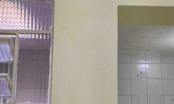 Imagem 4: Alugo casa com 3 cômodos Pq . São Rafael