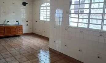 Imagem 6: BR)Térrea para aluguel tem 240 metros quadrados com 3 quartos em Vila Martinez - Jacareí