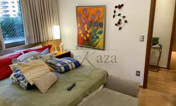 Imagem 4: Apartamento para aluguel possui 215 metros quadrados com 4 quartos