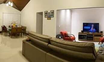 Imagem 3: Casa para venda tem 185 metros quadrados com 4 quartos