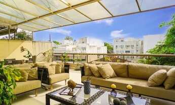 Imagem 11: Cobertura linda Jardim Oceânico para aluguel e venda possui 360 metros quadrados com 4 qua