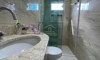 Imagem 2: Casa de condomínio sobrado para venda com 250 metros quadrados com 5 quartos