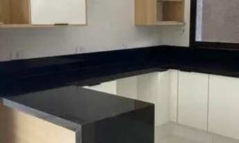 Imagem 6: Casa de condomínio para venda tem 300 metros quadrados com 5 quartos