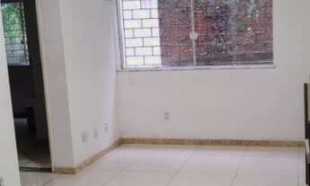 Imagem 2: Apartamento para venda possui 58 metros quadrados com 2 quartos em Luiz Anselmo - Salvador