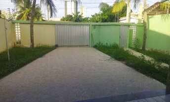 Imagem 2: Aluga-se Casa Duplex sendo 5/4 (3 suíte) com piscina