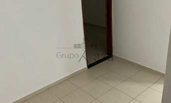 Imagem 4: Casa - Sobrado - *ATRÁS DO SHIBATA* Centro - Jacareí - 200m² - 4 dormitórios