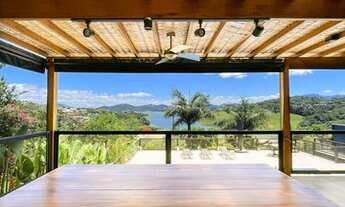 Imagem 3: Linda casa na represa de Piracaia com vista definitiva para represa e montanhas