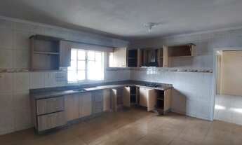 Imagem 4: CASA no IRIRIÚ com 4 quartos para LOCAÇÃO, 150 m²