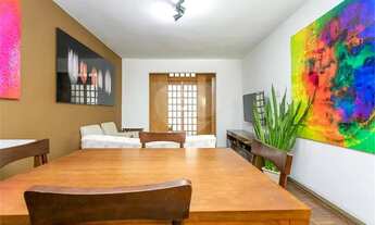 Imagem 6: Pinheiros perto do metrô