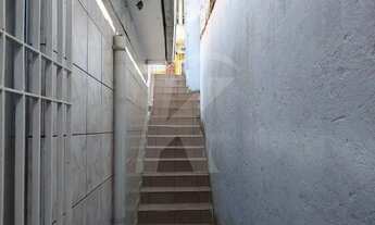 Imagem 2: Casa com 2 quartos, sala, cozinha, banheiro, área de serviço