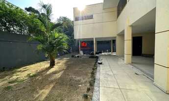 Imagem 5: CASA DUPLEX para ALUGAR e VENDER Parcialmente Mobiliada em Alphaville Manaus 1