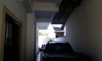 Imagem 2: Sobrado para venda possui 300 metros quadrados com 6 quartos