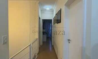 Imagem 6: Linda Casa Condomínio - Urbanova - Condomínio Altos da Serra VI - 4 Dormitórios/02 Suítes