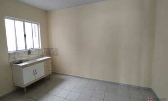 Imagem: CASA COM 01 DORMITÓRIO, SALA, COZINHA