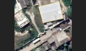 Imagem 3: Galpão + 5 lotes (total de 2.835 metros quadrados